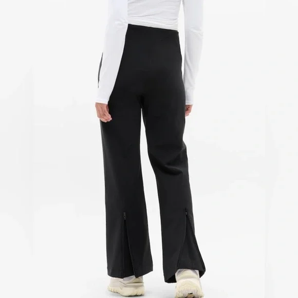 NWT Athleta Glacier Bootcut Black Pants Size 6/P. - Picture 7 of 9